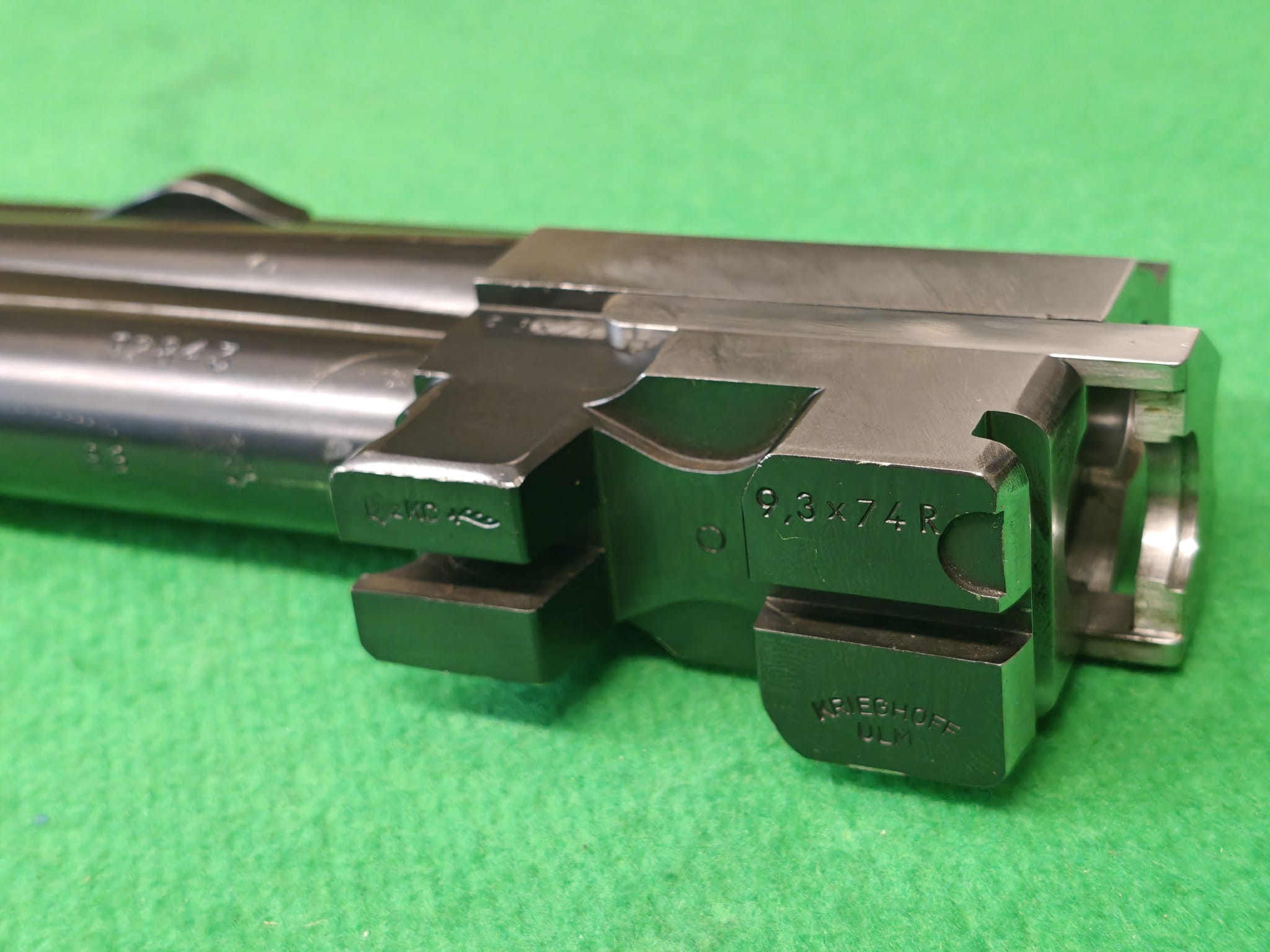 Ultra 9,3x74R Linksausführung inkl. Swarovski Z8i 1,7-13,3x42 P SR