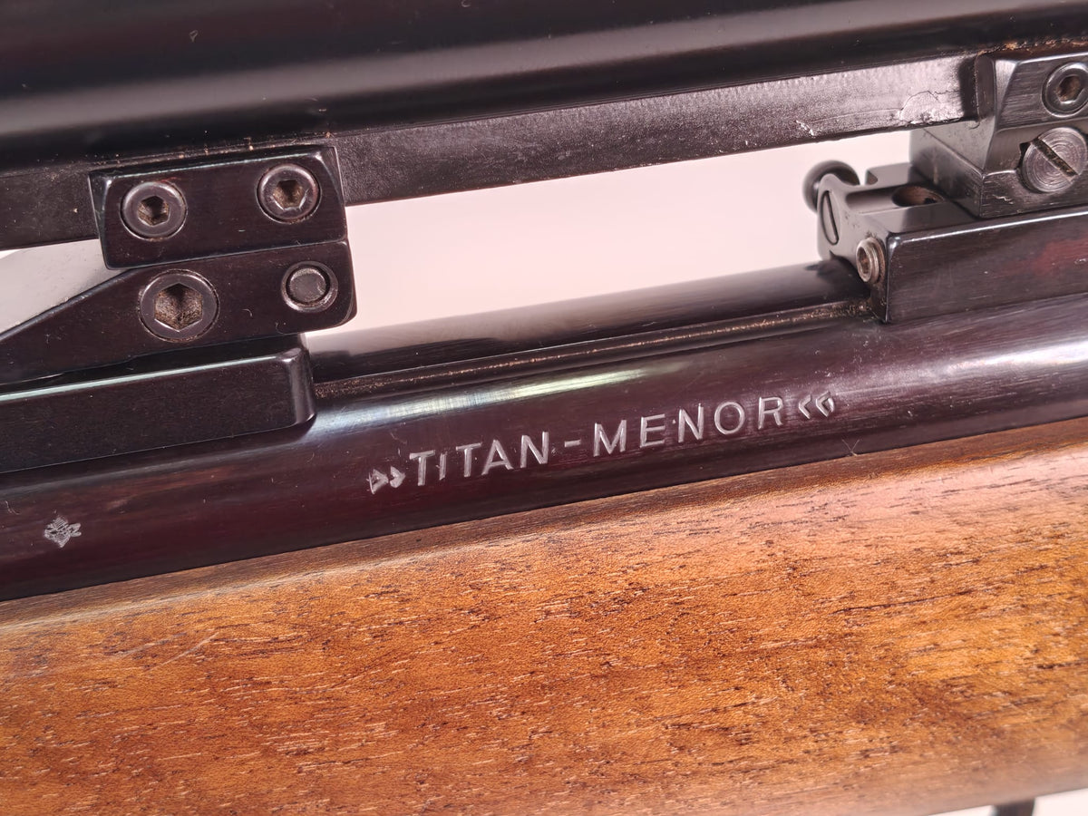 Voere Titan Menor 5,6x50 Mag. – mit Schmidt & Bender 6x42 in EAW-Schwenkmontage, Stecher und deutscher Backe
