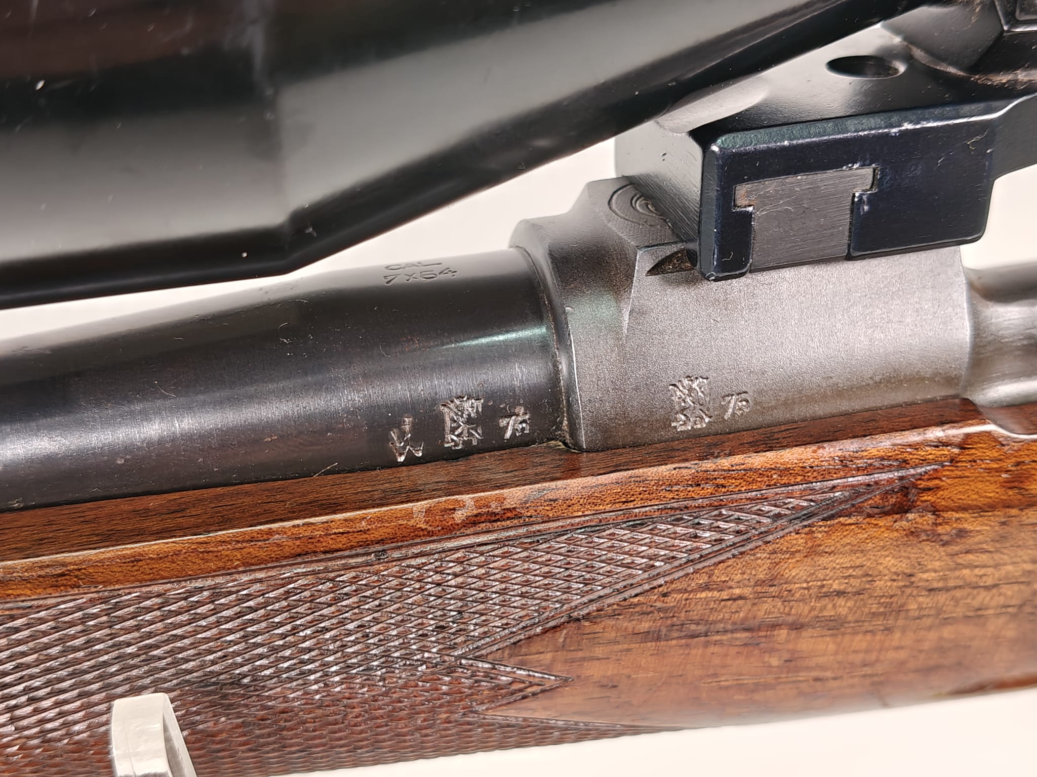Brünner Repetierbüchse 7x64 mit Nickel 8x56